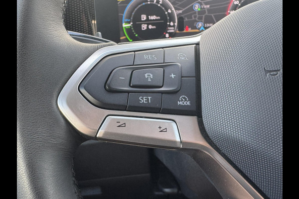 Volkswagen Tiguan 1.5 eHybrid Led Camera ACC Carplay Sfeerverlichting Navigatie Wegklapbare trekhaak