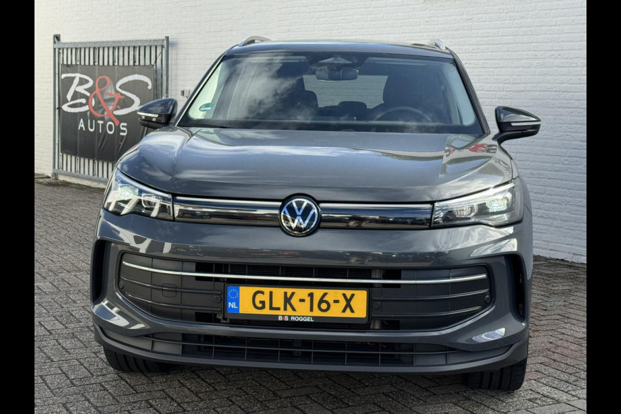 Volkswagen Tiguan 1.5 eHybrid Led Camera ACC Carplay Sfeerverlichting Navigatie Wegklapbare trekhaak