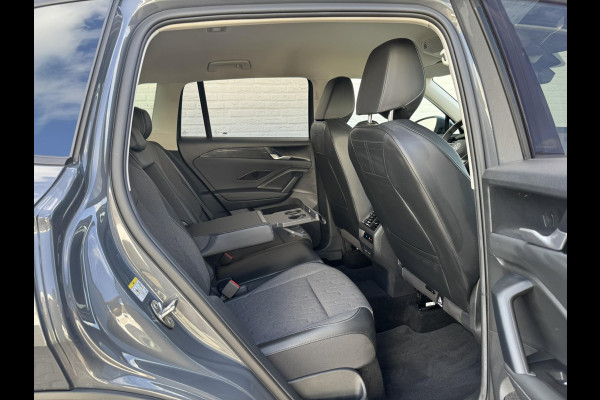 Volkswagen Tiguan 1.5 eHybrid Led Camera ACC Carplay Sfeerverlichting Navigatie Wegklapbare trekhaak
