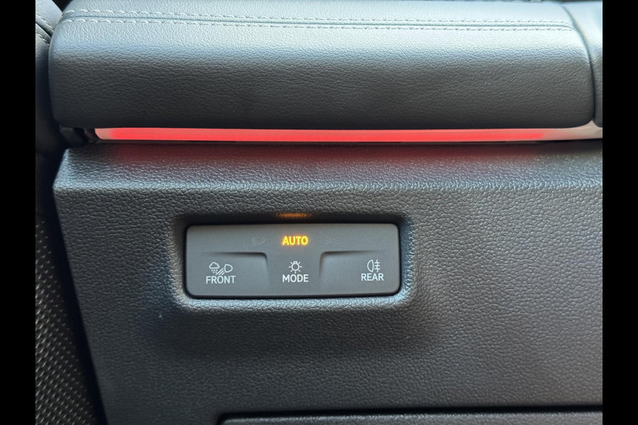 Volkswagen Tiguan 1.5 eHybrid Led Camera ACC Carplay Sfeerverlichting Navigatie Wegklapbare trekhaak