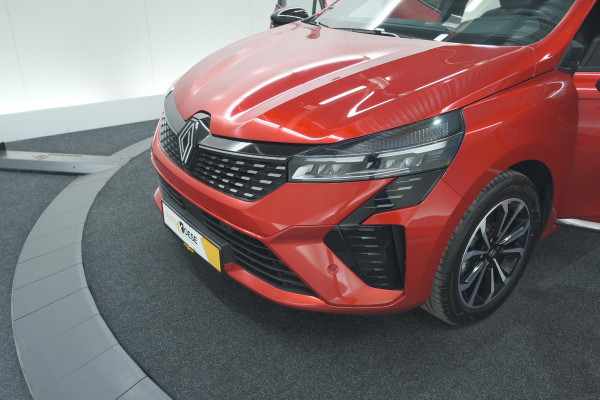 Renault Clio 1.6 E-Tech Full Hybrid 145 Techno | 360 Camera | Navigatie | Apple Carplay | 17 Inch Lichtmetalen Velgen
