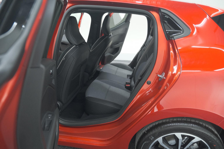 Renault Clio 1.6 E-Tech Full Hybrid 145 Techno | 360 Camera | Navigatie | Apple Carplay | 17 Inch Lichtmetalen Velgen