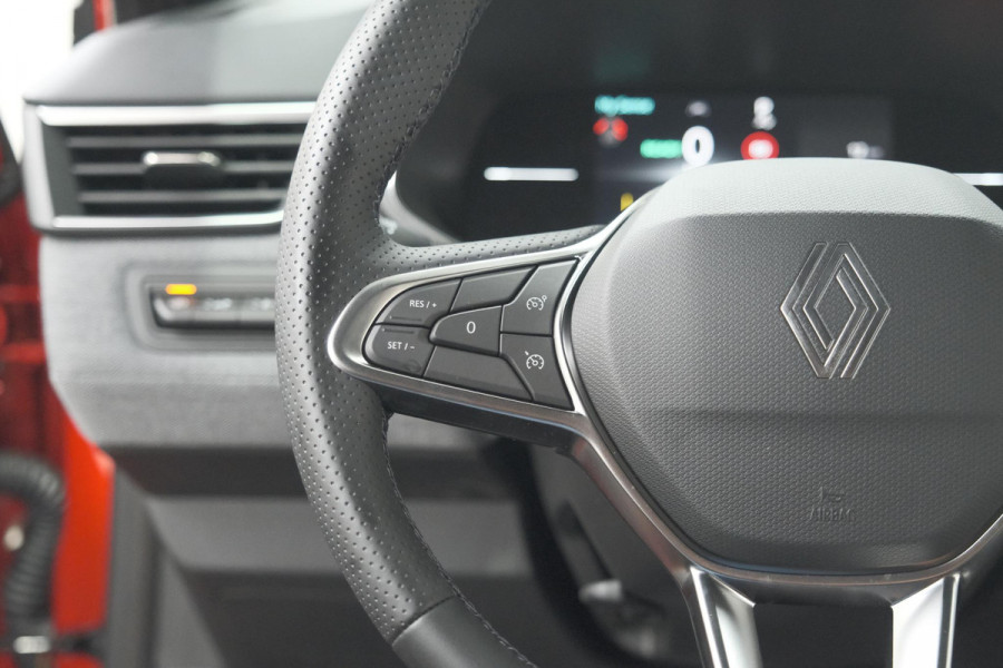 Renault Clio 1.6 E-Tech Full Hybrid 145 Techno | 360 Camera | Navigatie | Apple Carplay | 17 Inch Lichtmetalen Velgen