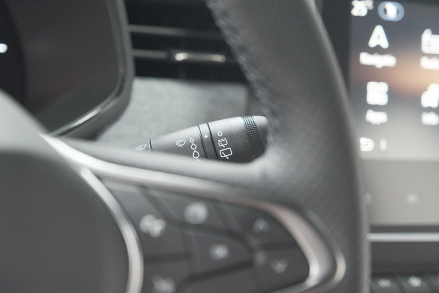 Renault Clio 1.6 E-Tech Full Hybrid 145 Techno | 360 Camera | Navigatie | Apple Carplay | 17 Inch Lichtmetalen Velgen