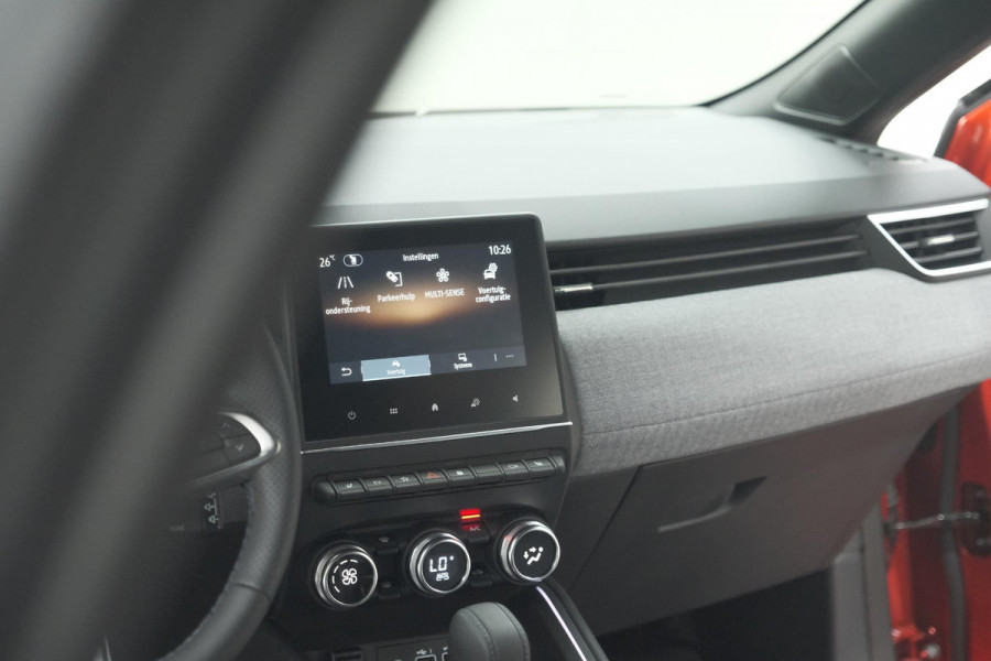 Renault Clio 1.6 E-Tech Full Hybrid 145 Techno | 360 Camera | Navigatie | Apple Carplay | 17 Inch Lichtmetalen Velgen