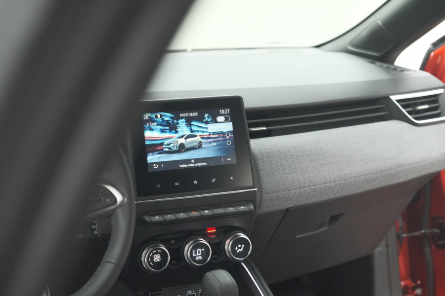 Renault Clio 1.6 E-Tech Full Hybrid 145 Techno | 360 Camera | Navigatie | Apple Carplay | 17 Inch Lichtmetalen Velgen