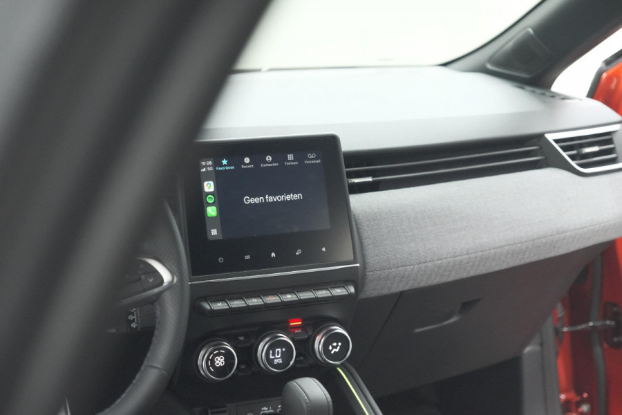 Renault Clio 1.6 E-Tech Full Hybrid 145 Techno | 360 Camera | Navigatie | Apple Carplay | 17 Inch Lichtmetalen Velgen