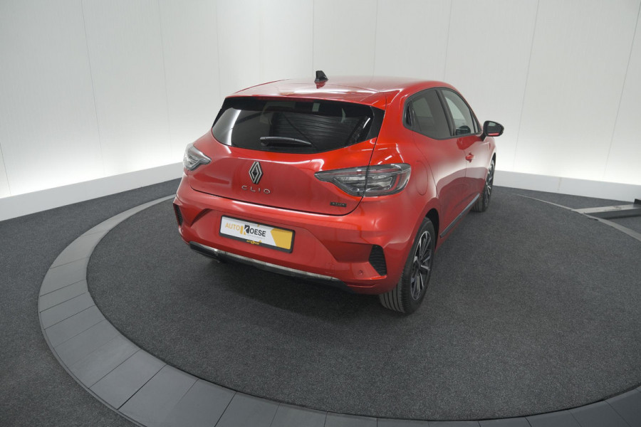 Renault Clio 1.6 E-Tech Full Hybrid 145 Techno | 360 Camera | Navigatie | Apple Carplay | 17 Inch Lichtmetalen Velgen