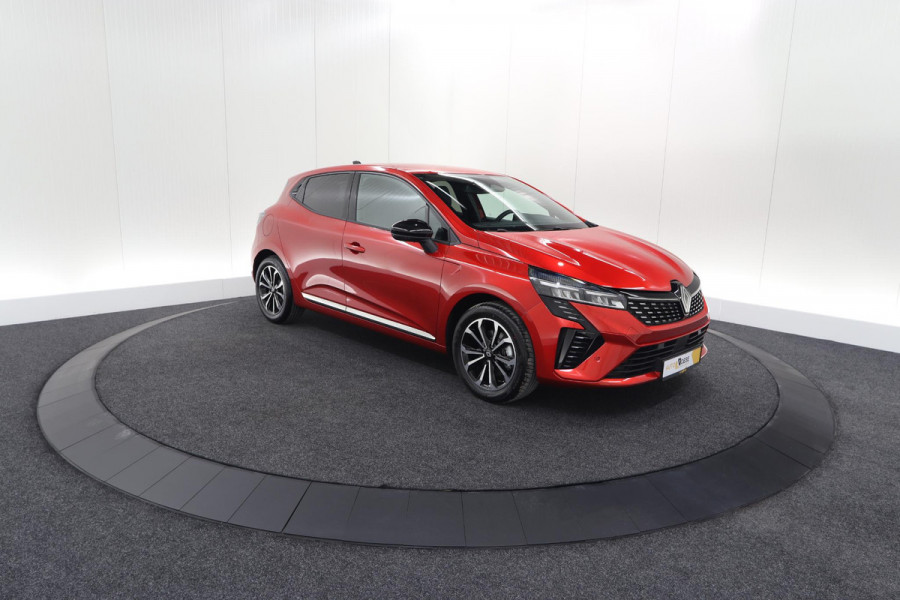 Renault Clio 1.6 E-Tech Full Hybrid 145 Techno | 360 Camera | Navigatie | Apple Carplay | 17 Inch Lichtmetalen Velgen