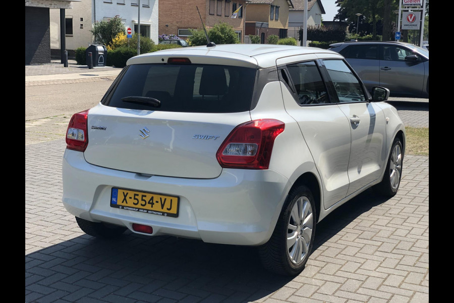 Suzuki Swift 1.0 Boosterjet 112pk Select | Stoelverwarming, Lichtmetalen velgen, Parkeercamera, Airco, Apple CarPlay/Android Auto