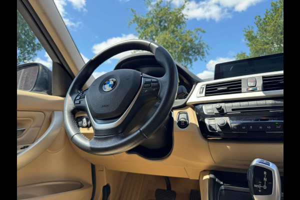 BMW 3-serie 320i High Executive 184 PK / PDC / NAVIGATIE / CRUISE / NL AUTO / LEDER / AUTOMAAT