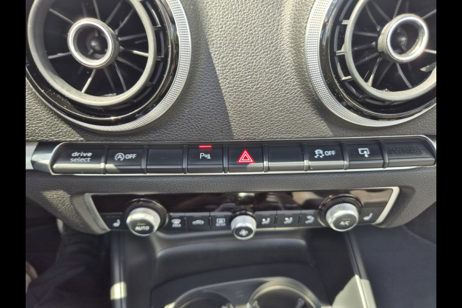 Audi A3 Cabriolet 1.4 TFSI CoD Sport S Line Edition Automaat,virtueeldashbord,airco,cruise,navigatie,stoelverwarming,parkeersens,