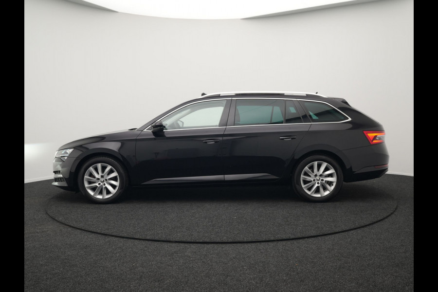 Škoda Superb Combi 1.4 TSI iV Edition Plug In Hybrid 218pk PHEV | Panodak | Lederen Sportstoelen Memory & Ventilatie | Adaptive Cruise | Crystal LED | 360 Camera | Navigatie | Apple Carplay | Virtual | DAB | Sfeerverlichting |