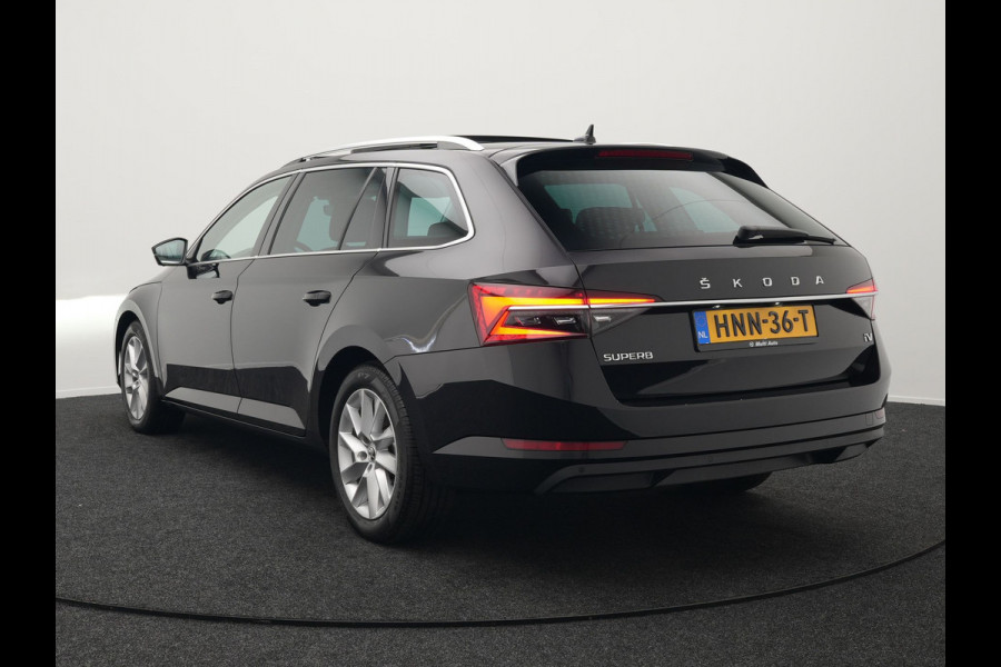 Škoda Superb Combi 1.4 TSI iV Edition Plug In Hybrid 218pk PHEV | Panodak | Lederen Sportstoelen Memory & Ventilatie | Adaptive Cruise | Crystal LED | 360 Camera | Navigatie | Apple Carplay | Virtual | DAB | Sfeerverlichting |