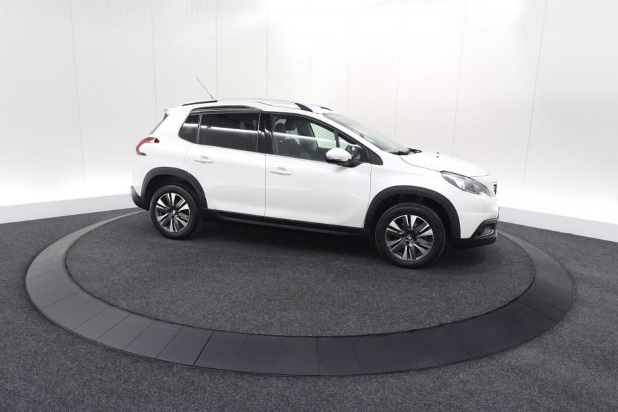 Peugeot 2008 PureTech 130 Allure | Camera | Apple Carplay | Parkeersensoren | Navigatie