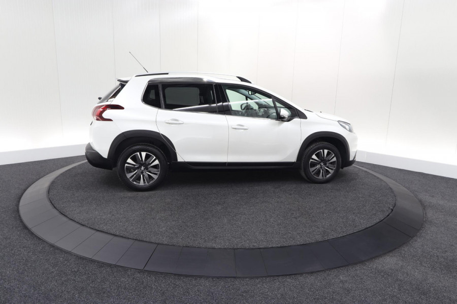 Peugeot 2008 PureTech 130 Allure | Camera | Apple Carplay | Parkeersensoren | Navigatie
