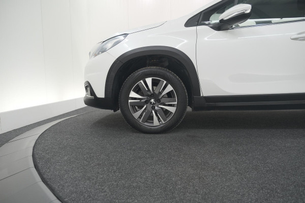 Peugeot 2008 PureTech 130 Allure | Camera | Apple Carplay | Parkeersensoren | Navigatie