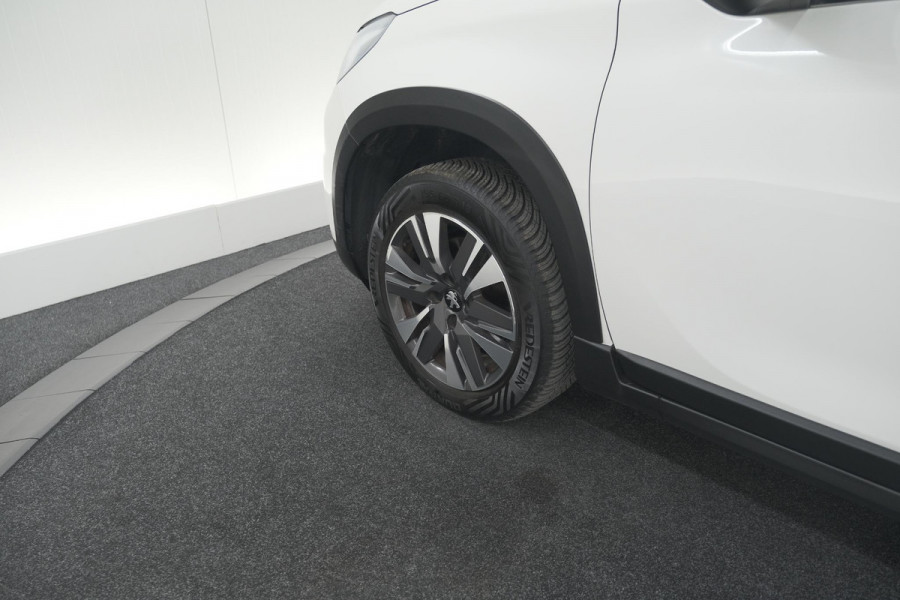 Peugeot 2008 PureTech 130 Allure | Camera | Apple Carplay | Parkeersensoren | Navigatie