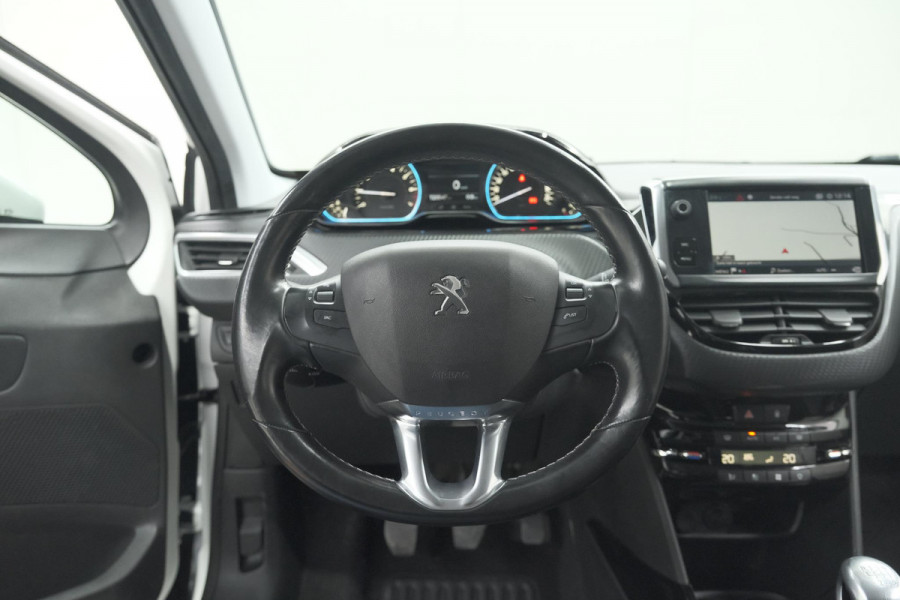 Peugeot 2008 PureTech 130 Allure | Camera | Apple Carplay | Parkeersensoren | Navigatie
