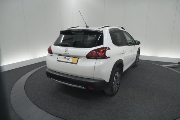 Peugeot 2008 PureTech 130 Allure | Camera | Apple Carplay | Parkeersensoren | Navigatie