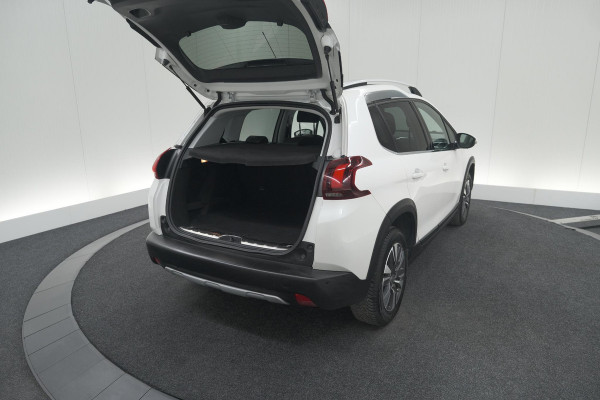 Peugeot 2008 PureTech 130 Allure | Camera | Apple Carplay | Parkeersensoren | Navigatie