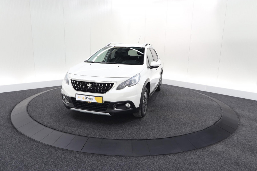 Peugeot 2008 PureTech 130 Allure | Camera | Apple Carplay | Parkeersensoren | Navigatie