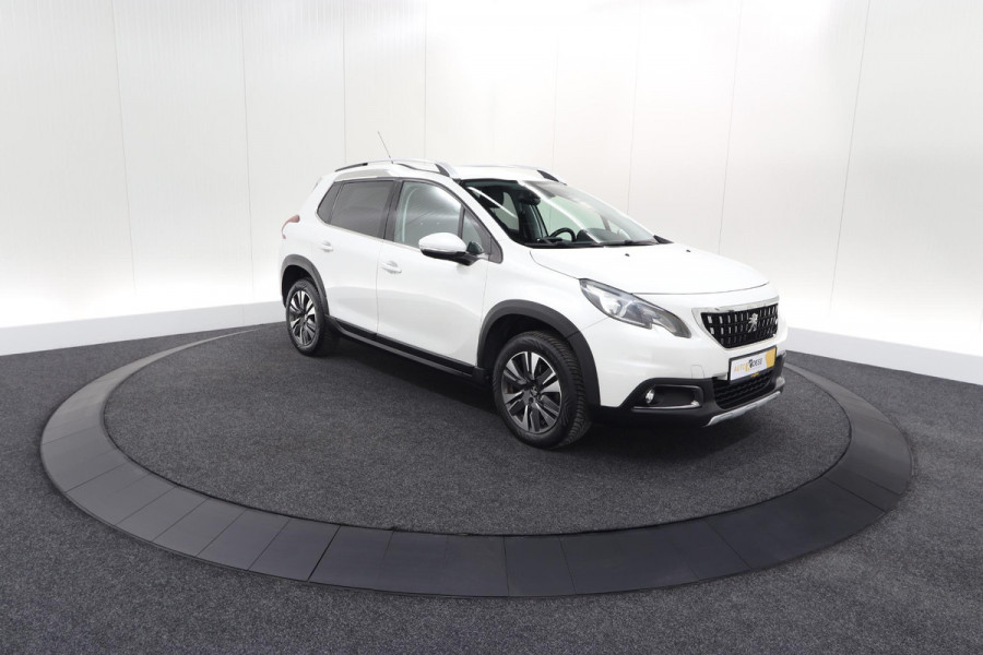 Peugeot 2008 PureTech 130 Allure | Camera | Apple Carplay | Parkeersensoren | Navigatie