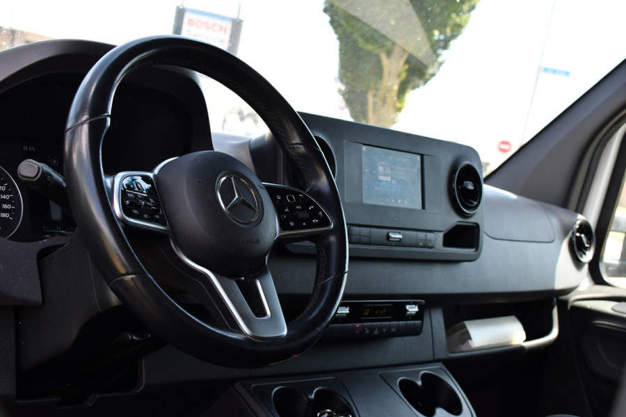 Mercedes-Benz Sprinter 516 2.2 CDI L3 Bakwagen DL Cruise, 3500kg Trekhaak, Carplay, 164pk, Automaat, Laadklep, Dubbellucht, Multimedia, Uniek!