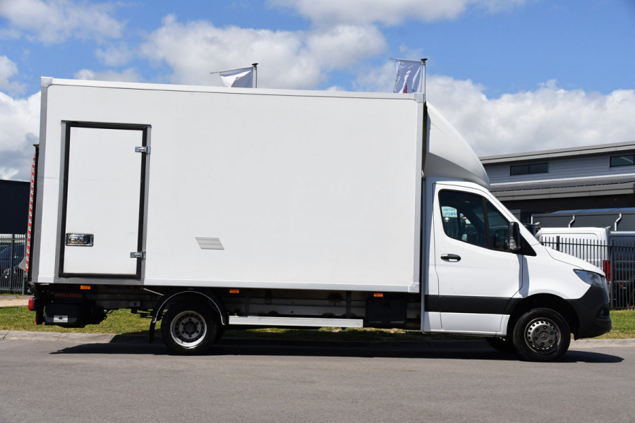 Mercedes-Benz Sprinter 516 2.2 CDI L3 Bakwagen DL Cruise, 3500kg Trekhaak, Carplay, 164pk, Automaat, Laadklep, Dubbellucht, Multimedia, Uniek!