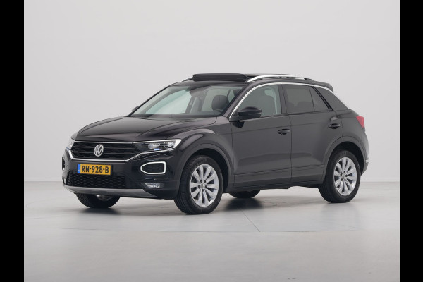 Volkswagen T-Roc 1.0 TSI 115pk Style Trekhaak Panorama Navigatie Camera Acc Carplay 323