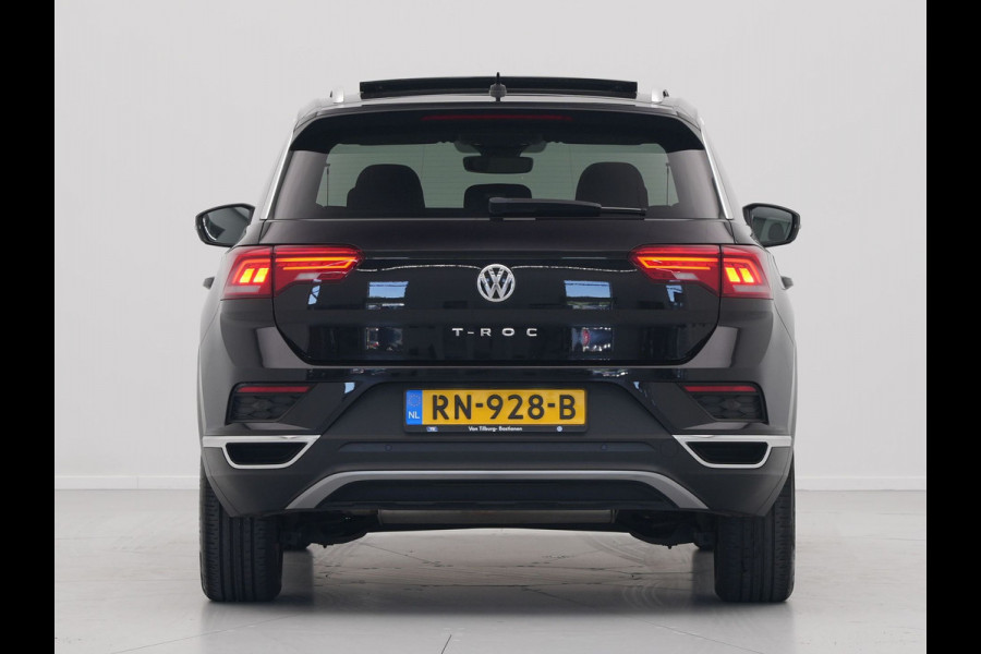 Volkswagen T-Roc 1.0 TSI 115pk Style Trekhaak Panorama Navigatie Camera Acc Carplay 323