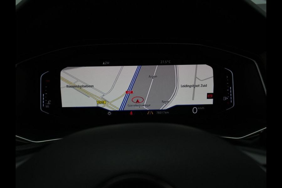 Volkswagen T-Roc 1.0 TSI 115pk Style Trekhaak Panorama Navigatie Camera Acc Carplay 323