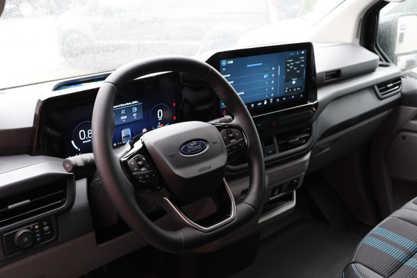 Ford Transit Custom 300 2.0 TDCI L2H1 Sport 170 PK DC | L+R Schuifdeur | Dubbel Cabine | B&O | ACC | Blind Spot | Navigatie | Camera | CarPlay | Lan | Raptor Edition | Trekhaak | 6-Zitter | MODELJAAR 2025 | Verlengde fabrieksgarantie tot 12-2029 | Dubbel Cabine