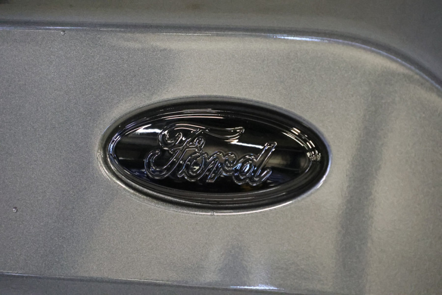 Ford Transit Custom 300 2.0 TDCI L2H1 Sport 170 PK DC | L+R Schuifdeur | Dubbel Cabine | B&O | ACC | Blind Spot | Navigatie | Camera | CarPlay | Lan | Raptor Edition | Trekhaak | 6-Zitter | MODELJAAR 2025 | Verlengde fabrieksgarantie tot 12-2029 | Dubbel Cabine