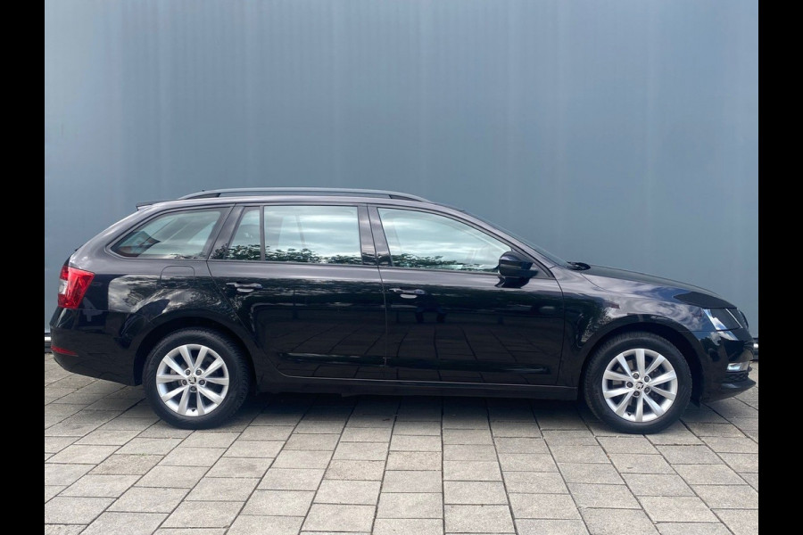 Škoda Octavia Combi BWJ 2017 | 1.0 TSI 116PK Ambition Bus | CLIMA | CRUISE | CARPLAY | NAVI | LICHTMETAAL | PDC |
