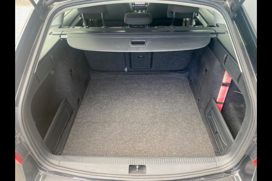 Škoda Octavia Combi BWJ 2017 | 1.0 TSI 116PK Ambition Bus | CLIMA | CRUISE | CARPLAY | NAVI | LICHTMETAAL | PDC |