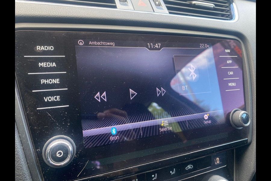 Škoda Octavia Combi BWJ 2017 | 1.0 TSI 116PK Ambition Bus | CLIMA | CRUISE | CARPLAY | NAVI | LICHTMETAAL | PDC |