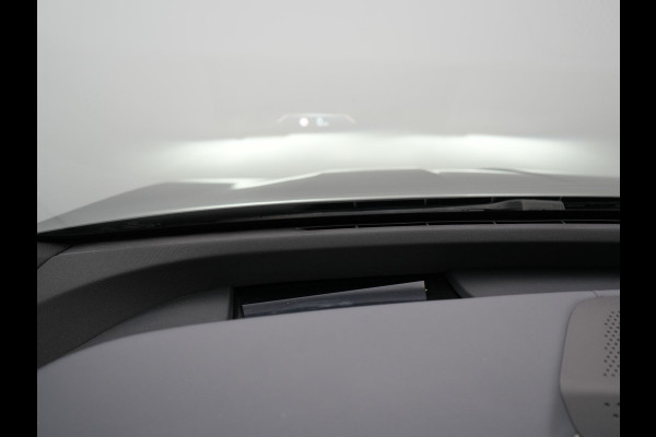 BMW iX xDrive40 High Executive 77 kWh INCL BTW | Trekhaak af Fabriek | Panodak | Lederen Comfortzetels Massage & Memory | 360 Camera | Head Up | Widescreen | 22"L.M | Harman Kardon |