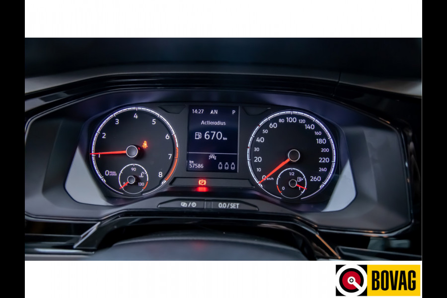 Volkswagen Polo 1.0 TSI Highline Automaat 96 PK Stoelverwarming | Full map Navigatie | Apple Carplay | PDC | 16 inch velgen | Licht en Zicht pakket, Extra getint glas achter