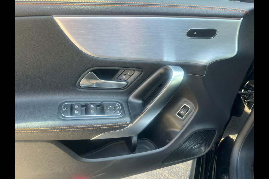 Mercedes-Benz CLA-Klasse 220 Premium Plus