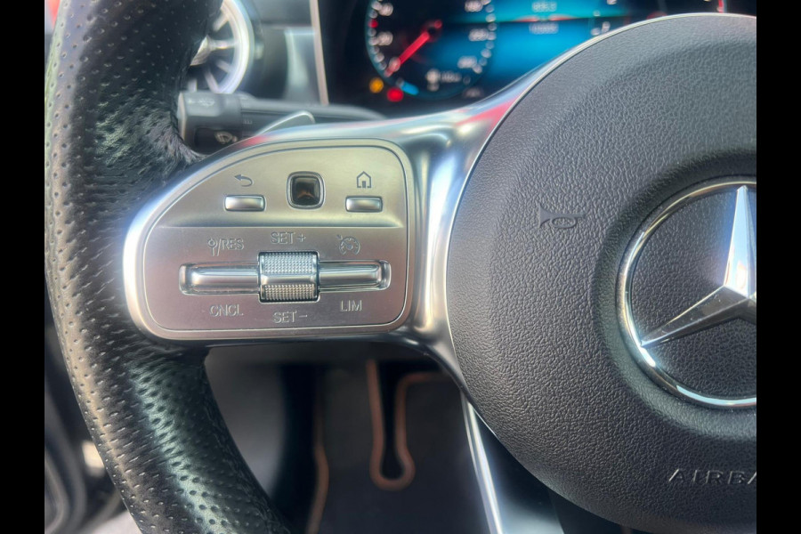 Mercedes-Benz CLA-Klasse 220 Premium Plus