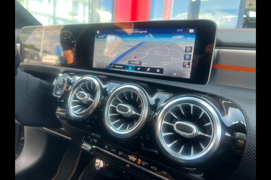 Mercedes-Benz CLA-Klasse 220 Premium Plus