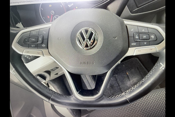 Volkswagen Transporter 2.0 TDI DSG automaat L2H1 30 DC 5 persoons / vaste prijs rijklaar € 27.950 ex btw / lease vanaf € 456 / airco / cruise / navi / achterdeuren / euro 6 / bpm vrij !