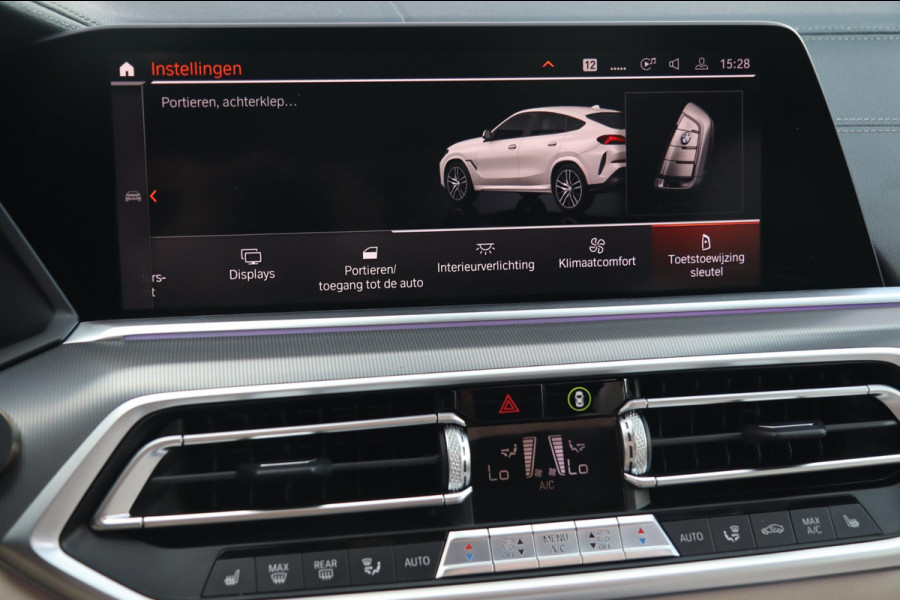 BMW X6 XDrive40i M Sport / PANODAK / LASER / SOFT CLOSE / HUD / KEYLESS