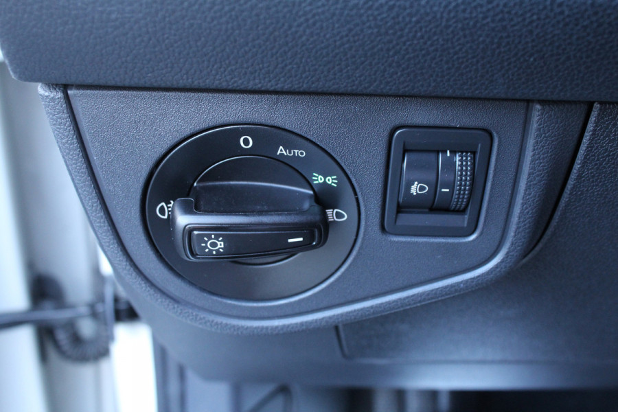 Volkswagen Taigo 1.0 TSI 111pk Life DSG7 NL-Auto NAP Airco Cruise Carplay Camera Keyless 16"LMV Stoelverwarming