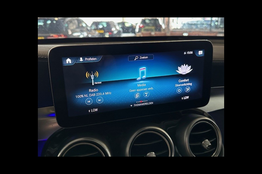 Mercedes-Benz GLC 300e 4 Matic Luxury-PANORAMA-360 CAMERA-TREKHAAK-DODEHOEK-COMPLEET