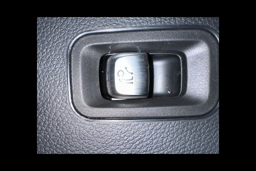Mercedes-Benz GLC 300e 4 Matic Luxury-PANORAMA-360 CAMERA-TREKHAAK-DODEHOEK-COMPLEET