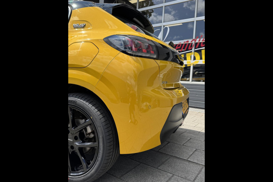 Peugeot 208 1.2 PureTech Active Pack - Apple CarPlay/Navigatie I Airco I Sport velgen I LED I PDC I 35.000 KM -Dealer onderhouden