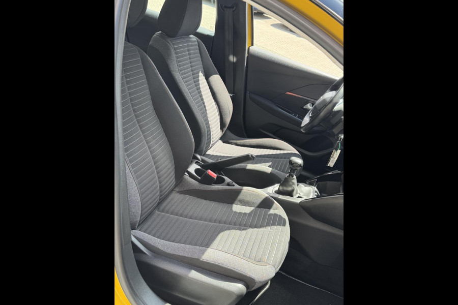 Peugeot 208 1.2 PureTech Active Pack - Apple CarPlay/Navigatie I Airco I Sport velgen I LED I PDC I 35.000 KM -Dealer onderhouden