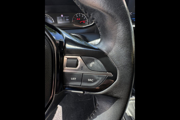 Peugeot 208 1.2 PureTech Active Pack - Apple CarPlay/Navigatie I Airco I Sport velgen I LED I PDC I 35.000 KM -Dealer onderhouden